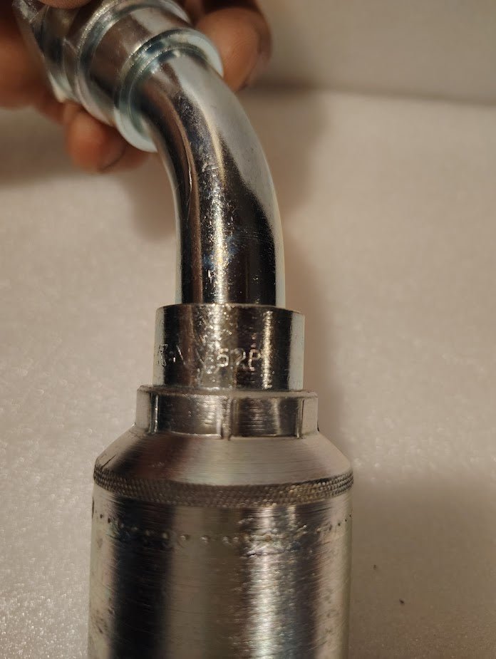 Weatherhead 43012U - 52P | 3/4" Hose x 3/4" BSPP - 45 bend | GW43 - 12x12 Fitting