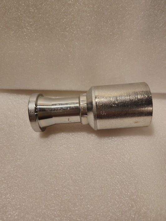 The Weatherhead 43012U-G12 GW47-12x12 is a metallic, cylindrical 3/4 hose x 3/4 Code 61 Flange Fitting with a textured grip—perfect for use with compatible hoses and hydraulic hose fittings.