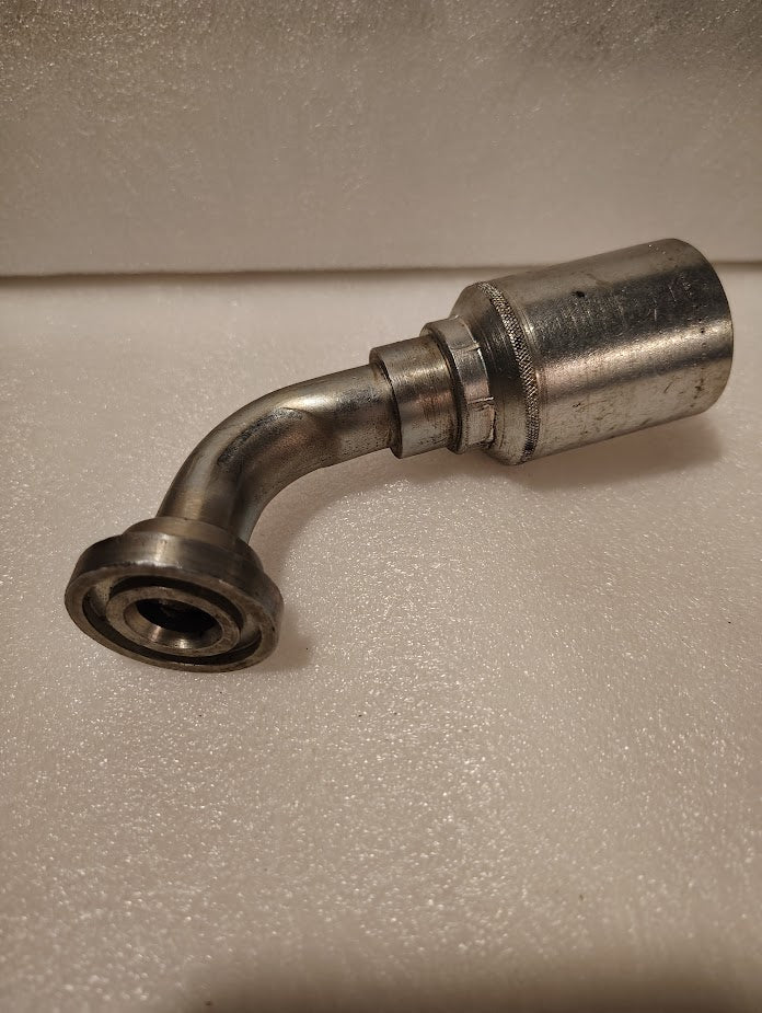 Weatherhead 43012U - H62 | 3/4" Hose x 3/4" Code 61 Flange Fitting - 67.5 bend | GW52 - 12x12 Fitting