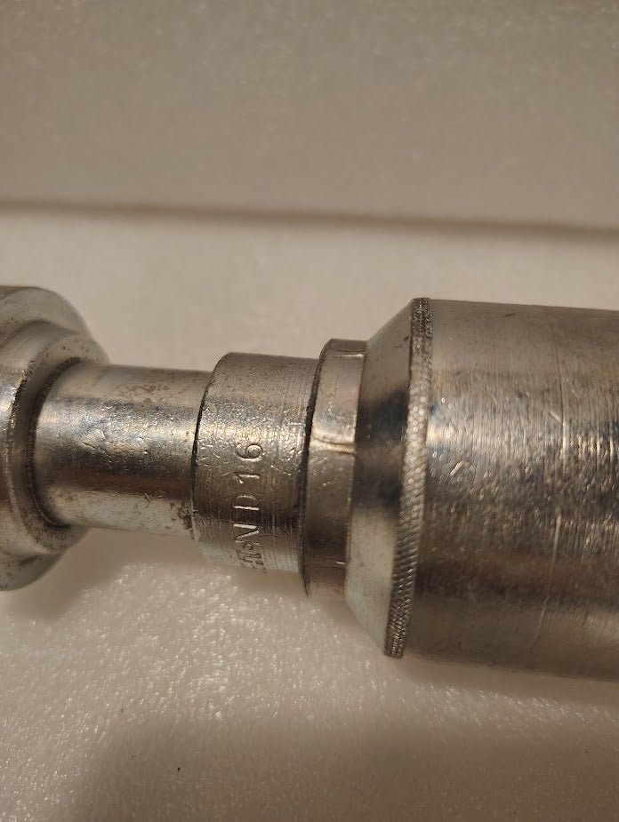 Weatherhead 43016U - D16 | 1" Hose x 1" Code 62 Flange Fitting - Straight | GW60 - 16x16 Fitting