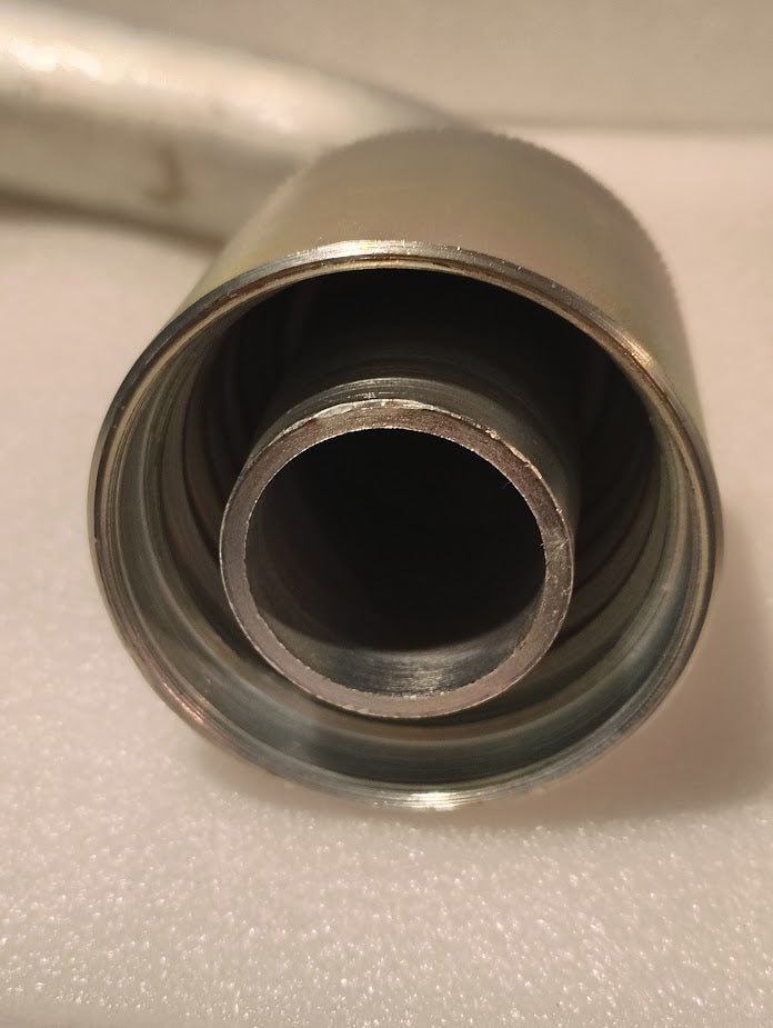 Weatherhead 43024U - G84L67 | 1 1/2" Hose x 1 1/2" Code 61 Flange Fitting - 100 Long bend | GW54 - 24x24 Fitting