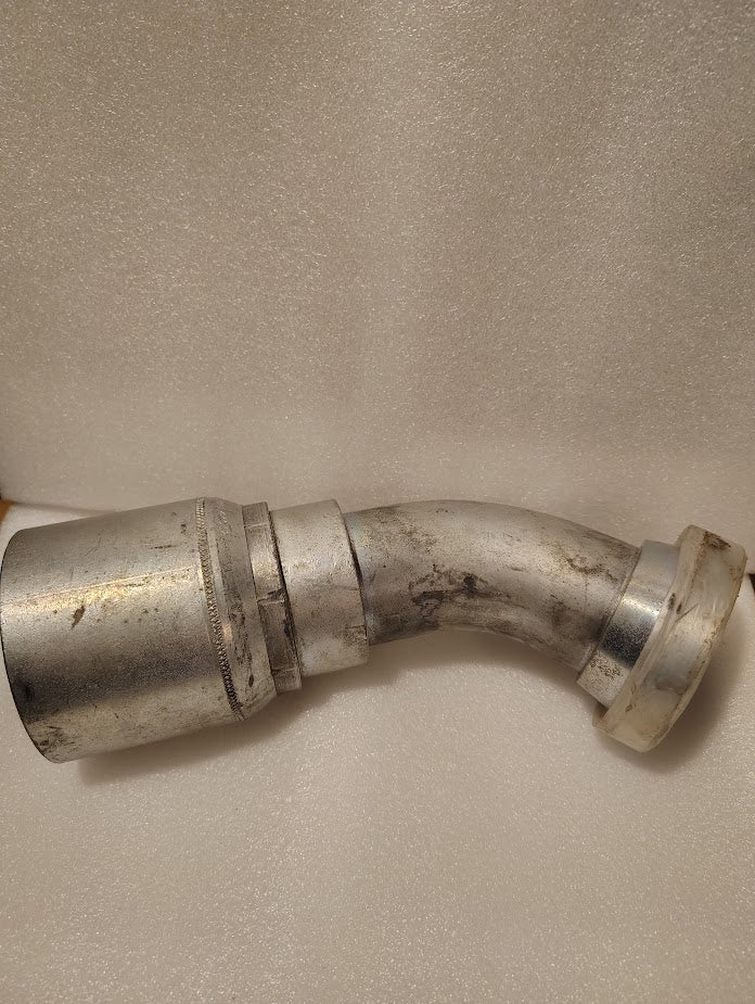 A 43032U-D62 2 Hose x 2 Code 62 Flange Fitting with a 45° bend (GW61-32x32), featuring a wide, ridged hose end and a narrower flange, is shown resting against a textured white background.