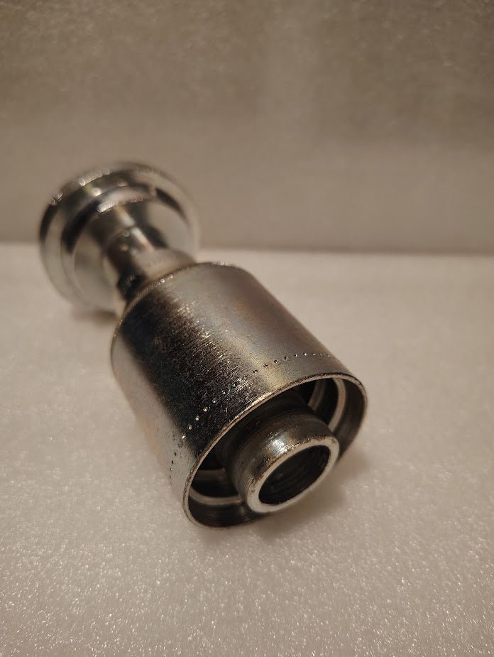 Weatherhead 43016U - G24 | 1" Hose x 1 1/2" Code 61 Flange - | GW47 - 16x24 Fitting