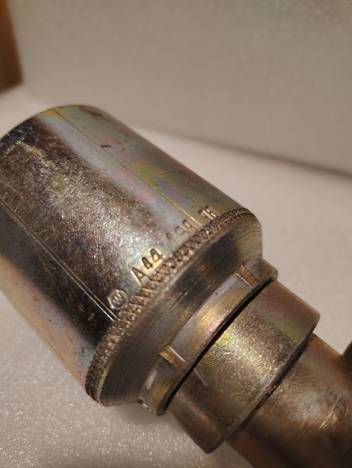 Weatherhead 43020U - A44 | 1 1/4" Hose x 1 1/2" ORFS - 90 Short | GW32 - 20x24 Fitting